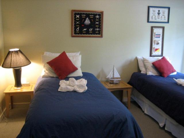 Metchosin The Lodge At Weir'S Beach חדר תמונה